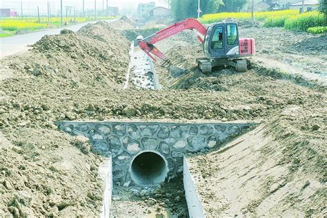 下田坡道|高标准农田建设项目耕路、渠道、路涵、下田坡道工程施工组织设。